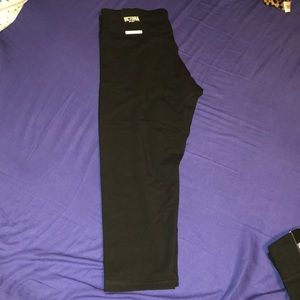 💕Victoria sport Capris💕